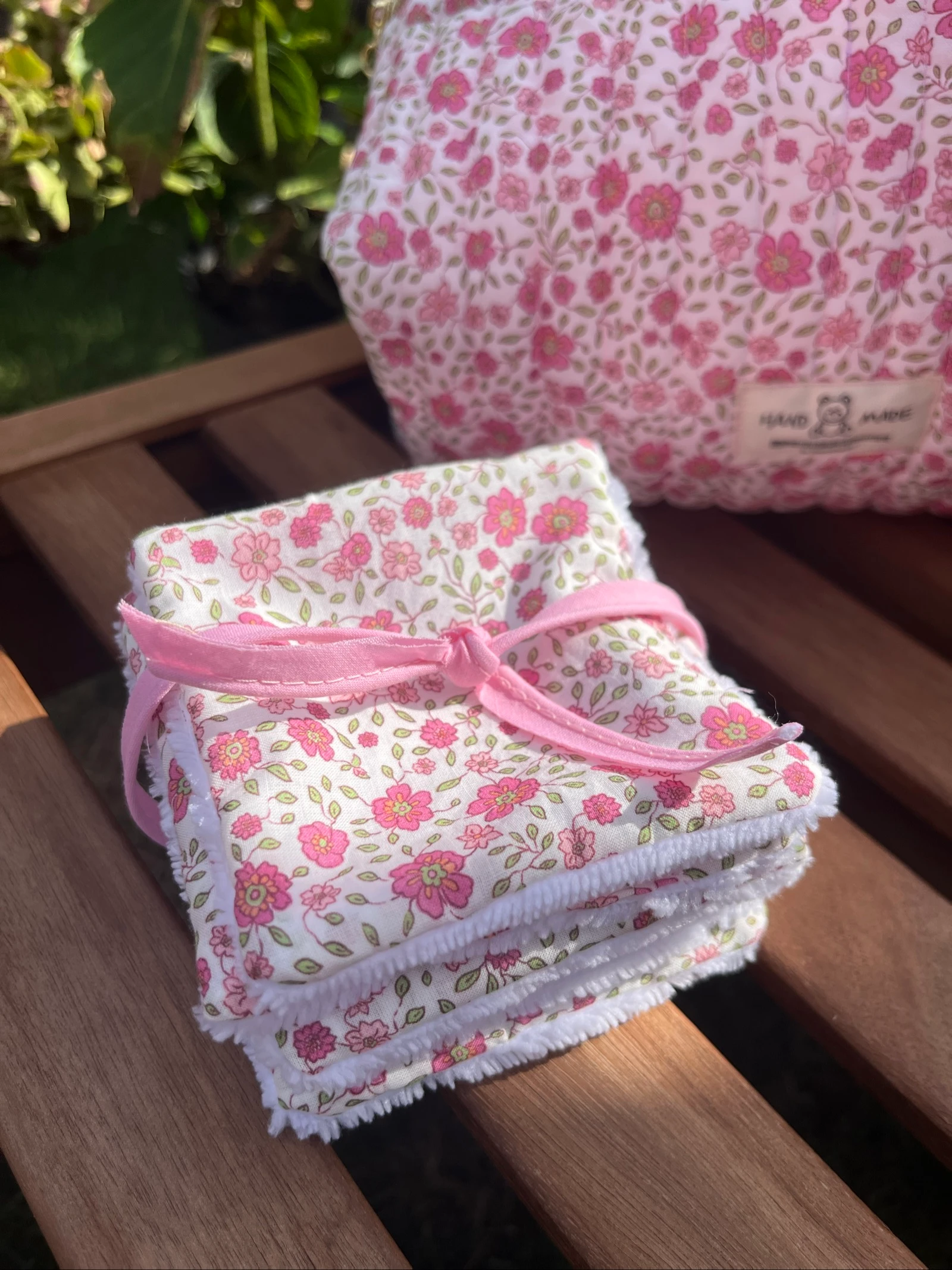 Reinigingsdoekjes en toilettas – photo 4